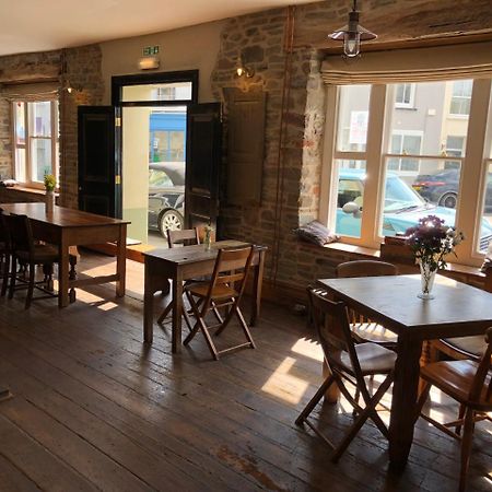 Inn At The Sticks Llanstephan  外观 照片