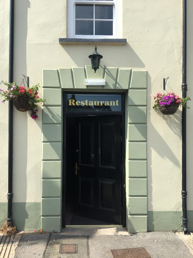 Inn At The Sticks Llanstephan  外观 照片