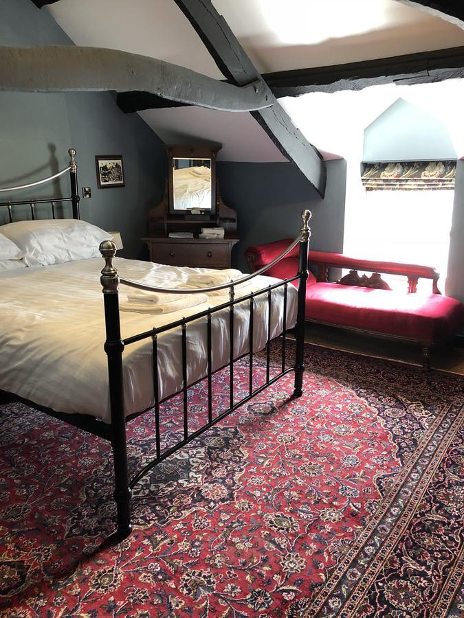 Inn At The Sticks Llanstephan  外观 照片